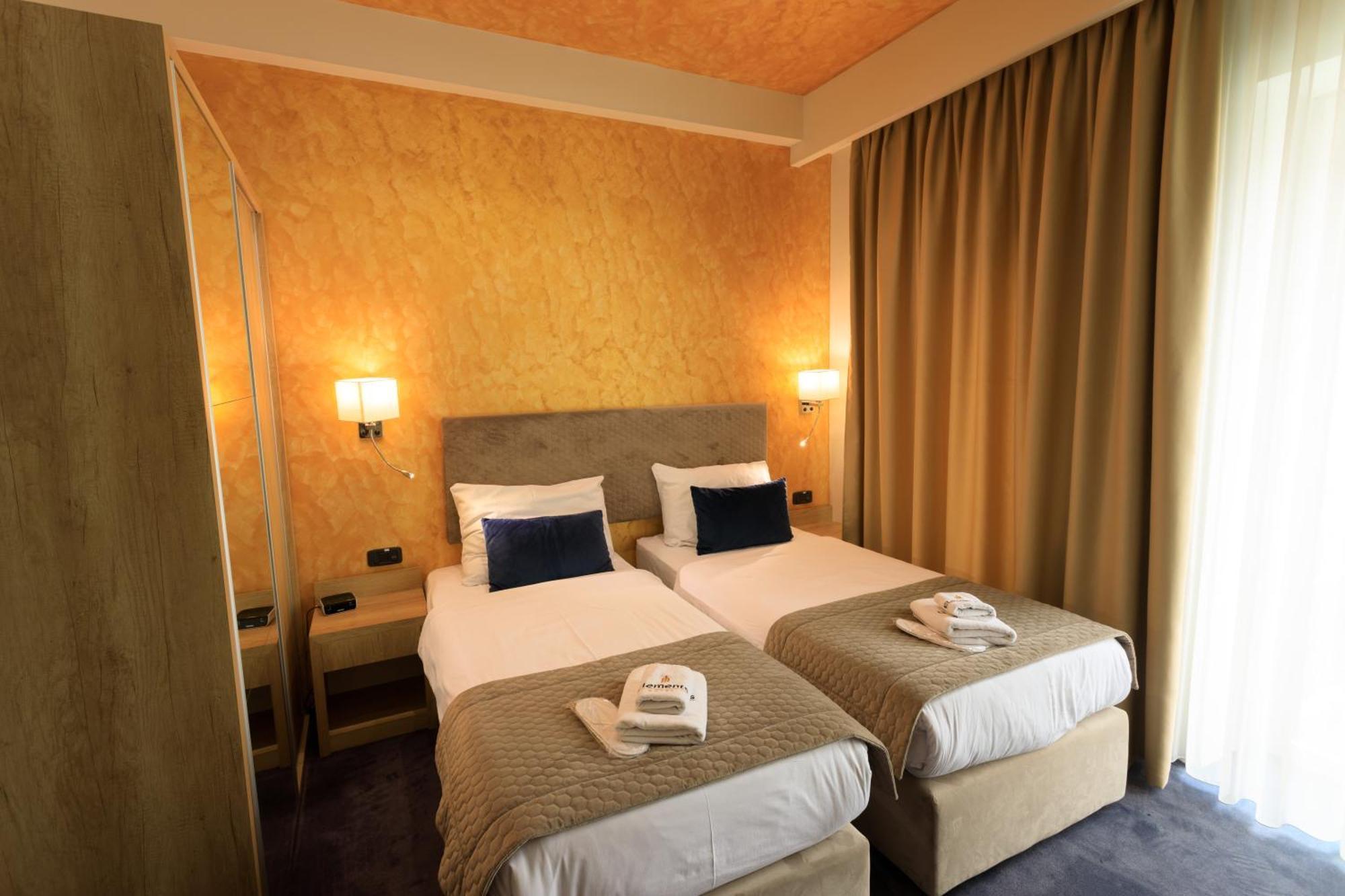 Hotel Elements Novi Pazar Eksteriør billede